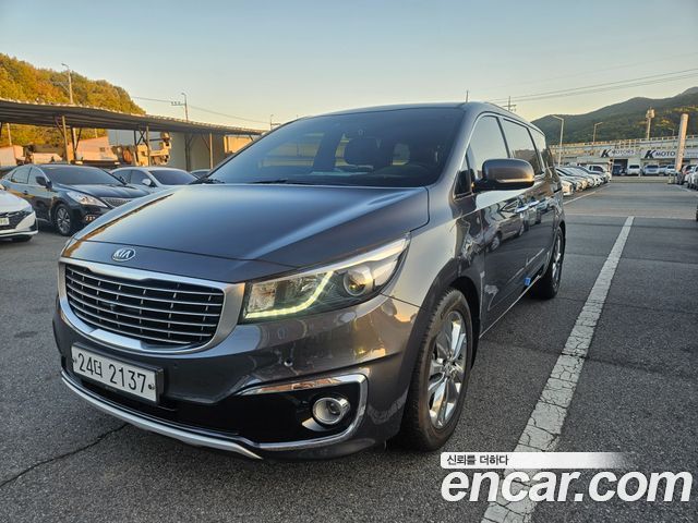 Kia Carnival 7-seater Limousine President — пробег 102 678 км — фото 1 из 5