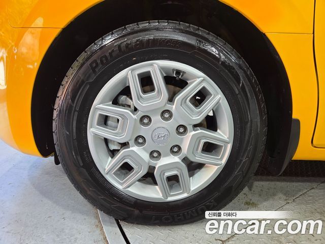 Hyundai Staria из Кореи Encar