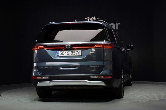 Kia Carnival Diesel 7-Seater Signature — пробег 79 966 км — фото 4 из 5