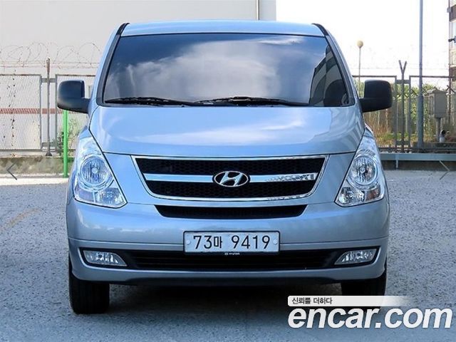 Hyundai Starex 12-Seater Wagon CVX Premium — пробег 189 450 км — фото 1 из 5