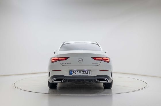 Mercedes-Benz CLA-Class CLA250 4MATIC — пробег 23 215 км — фото 4 из 5