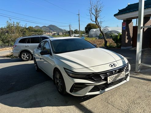 Hyundai AVANTE 1.6 Inspiration — пробег 8 320 км — фото 2 из 5
