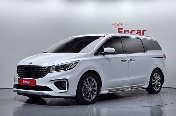 Kia Carnival 9-Seater Prstige — пробег 73 032 км — фото 1 из 5
