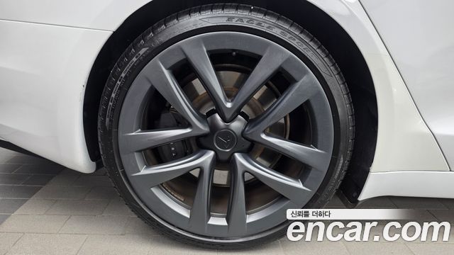 Tesla Model S AWD — пробег 31 125 км — фото 5 из 5