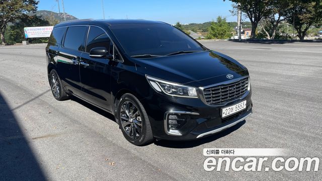 Kia Carnival Gasoline 7-Seater Limousine President — пробег 162 800 км — фото 1 из 5
