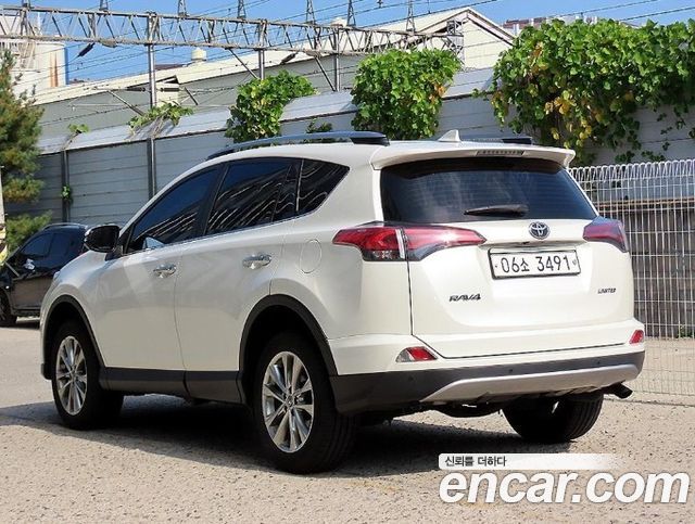 Toyota RAV4 2.5 2WD 4th — пробег 68 294 км — фото 3 из 3