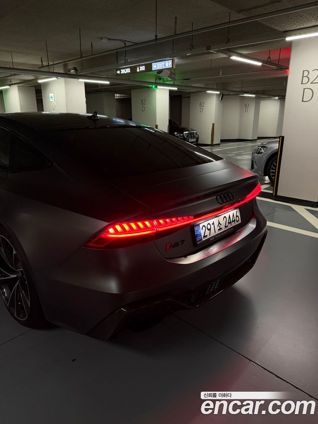Audi RS7 4.0 TFSI Quattro — пробег 39 500 км — фото 3 из 5