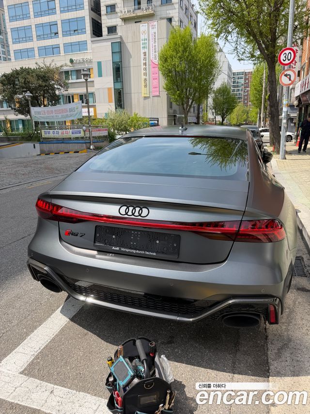 Audi RS7 4.0 TFSI Quattro — пробег 39 500 км — фото 4 из 5