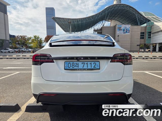 Tesla Model X AWD — пробег 65 500 км — фото 4 из 5