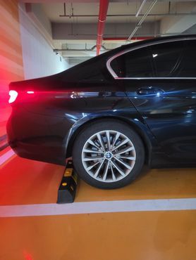 BMW 5-Series 530i Luxury — пробег 124 000 км — фото 5 из 5