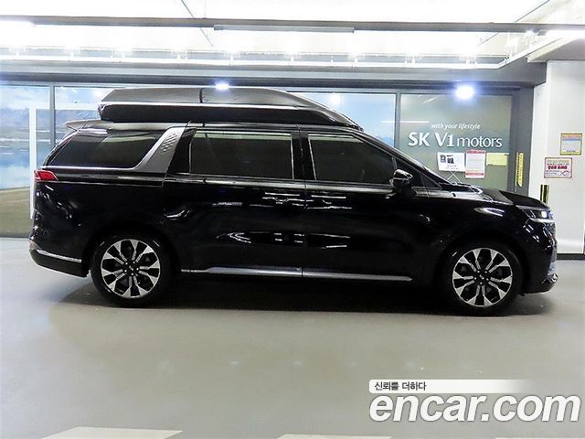 Kia Carnival Gasoline 9-Seater Hi-Limousine Signature — пробег 159 177 км — фото 3 из 5