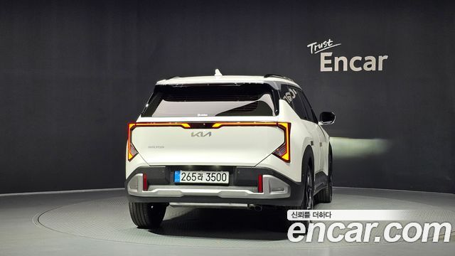 Kia Seltos из Кореи Encar