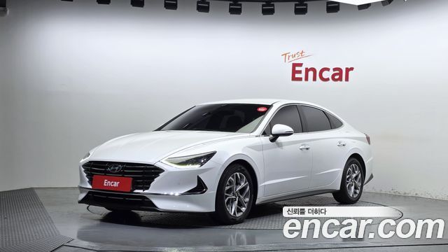 Hyundai Sonata 2.0 Premium Family — пробег 184 955 км — фото 1 из 5