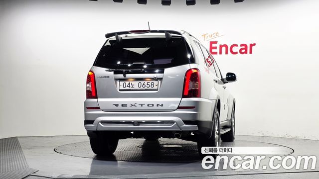 Ssangyong Rexton 2.2 4WD Noblesse — пробег 176 917 км — фото 4 из 5