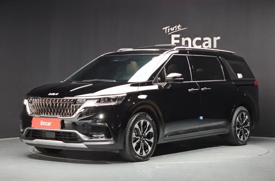 Kia Carnival Diesel 9-Seater Signature — пробег 11 787 км — фото 1 из 5