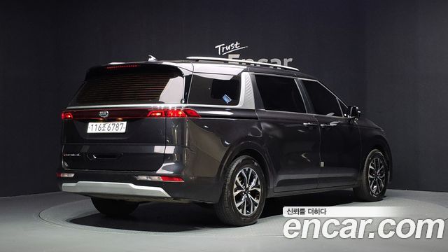 Kia Carnival Diesel 9-Seater Prestige — пробег 99 630 км — фото 2 из 5