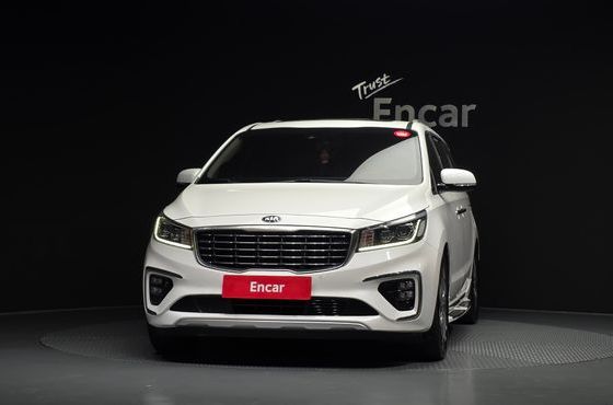 Kia Carnival 9-Seater Noblesse Special — пробег 129 281 км — фото 3 из 5