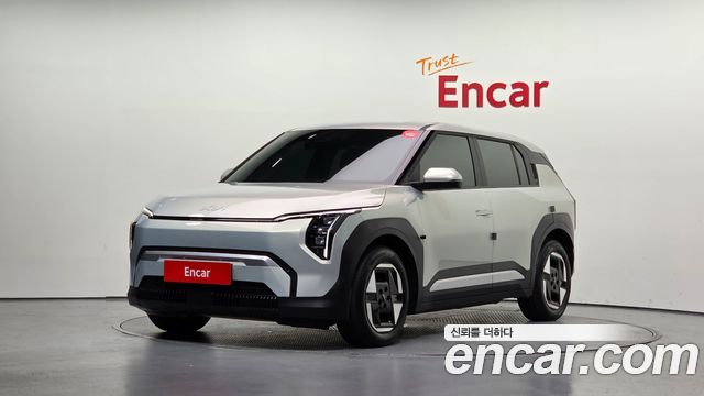 Kia EV3 Long Range 2WD AIr — пробег 15 714 км — фото 1 из 5