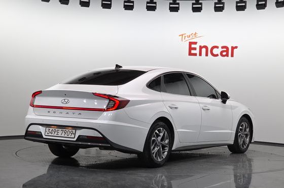 Hyundai Sonata 2.0 Premium Family — пробег 64 281 км — фото 2 из 5