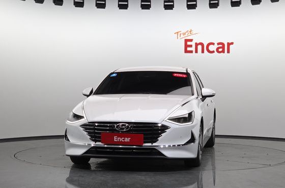 Hyundai Sonata 2.0 Premium Family — пробег 64 281 км — фото 3 из 5