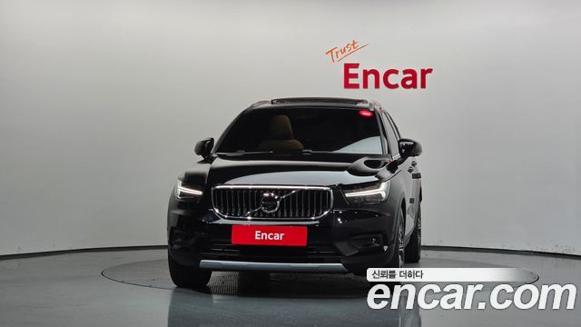 Volvo XC40 B4 Inscription — пробег 75 496 км — фото 3 из 5