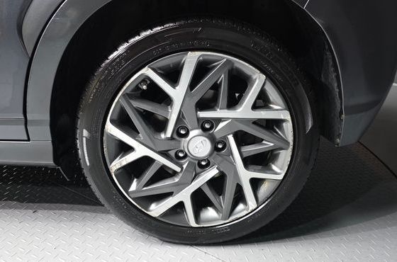 Hyundai Kona Premium Special — пробег 148 773 км — фото 5 из 5