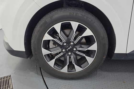 Kia Carnival Diesel 9-Seater Signature — пробег 45 500 км — фото 5 из 5