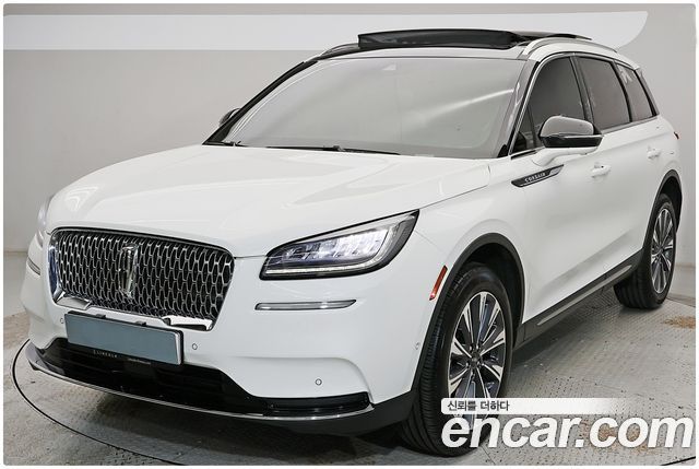 Lincoln Corsair 2.0 Reserve AWD — пробег 20 464 км — фото 1 из 5