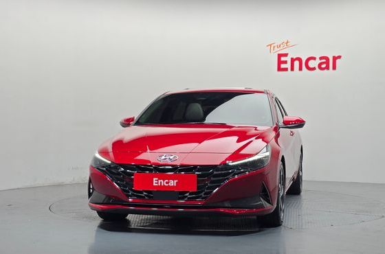 Hyundai AVANTE 1.6 Inspiration — пробег 9 463 км — фото 3 из 5
