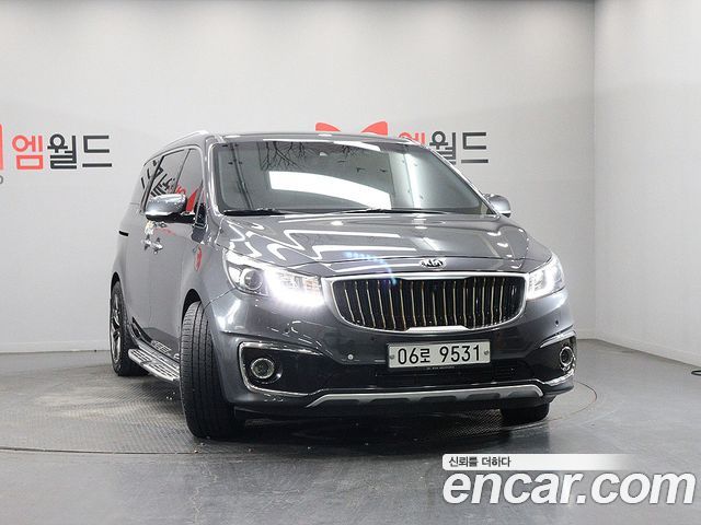 Kia Carnival 9-seater Noblesse — пробег 180 784 км — фото 2 из 5