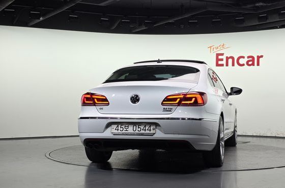 Volkswagen CC 2.0 TDI BlueMotion — пробег 165 023 км — фото 4 из 5