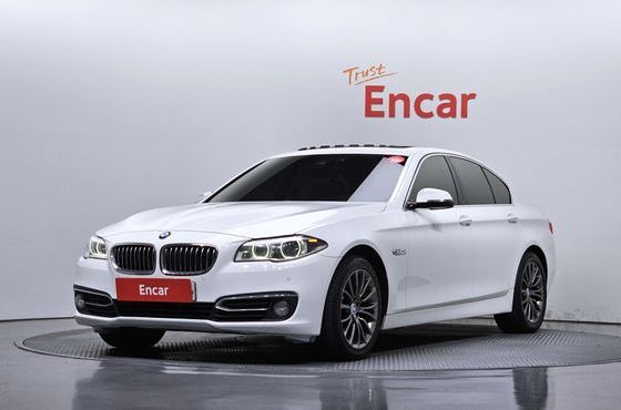 BMW 5-Series 520d xDrive Luxury Plus — пробег 239 282 км — фото 1 из 5