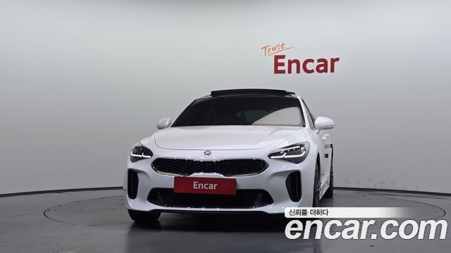 Kia Stinger 2.0 Turbo AWD Platinum — пробег 93 721 км — фото 3 из 5