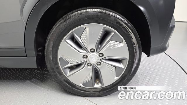 Hyundai Kona из Кореи Encar