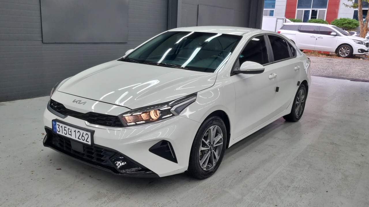 Kia K3 из Кореи Encar