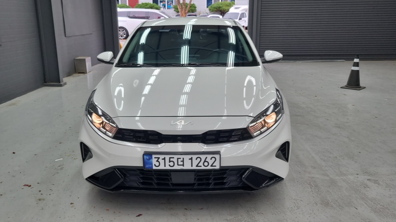 Kia K3 из Кореи Encar