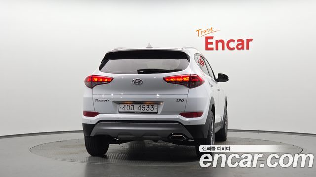 Hyundai Tucson Diesel 1.7 2WD Premium — пробег 84 275 км — фото 4 из 5