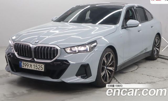BMW 5-Series 530i xDrive M Sport — пробег 23 100 км — фото 2 из 2