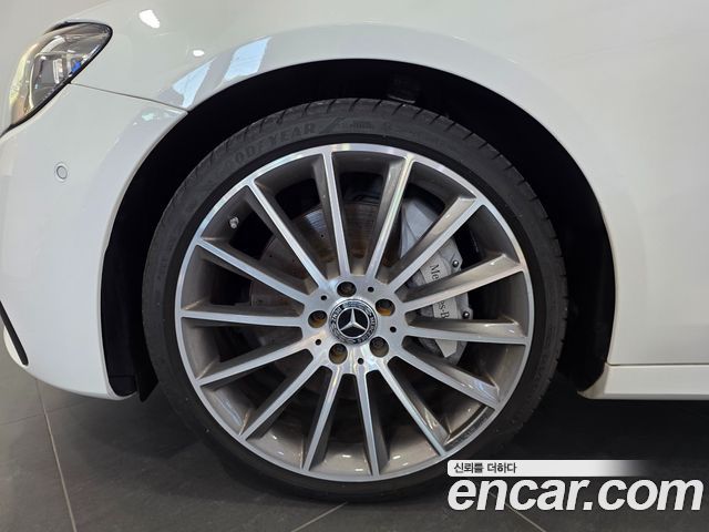 Mercedes-Benz E-Class E350 4MATIC AMG Line — пробег 65 652 км — фото 5 из 5