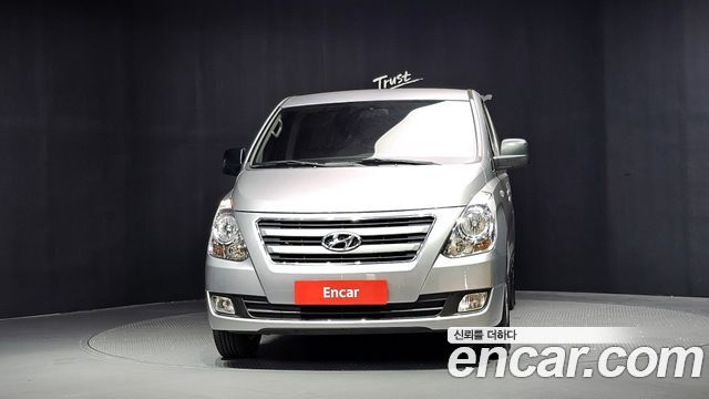 Hyundai Starex 12-Seater Wagon Smart — пробег 103 916 км — фото 3 из 5