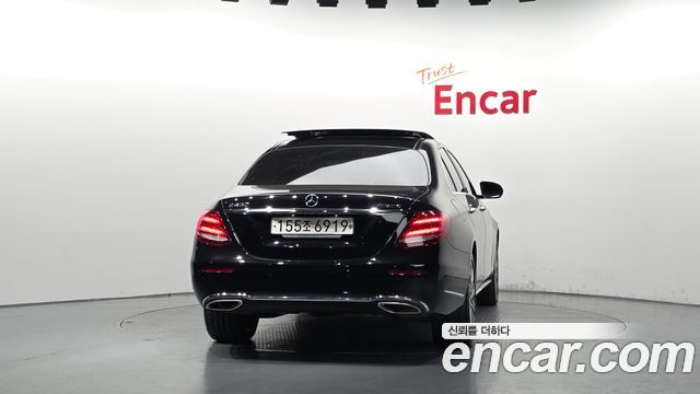 Mercedes-Benz E-Class E450 4MATIC Exclusive — пробег 153 445 км — фото 4 из 5