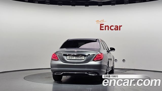 Mercedes-Benz C-Class C220 d Avantgarde — пробег 159 836 км — фото 4 из 5