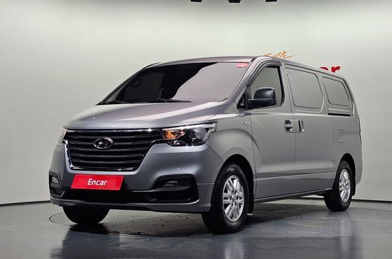Hyundai Starex Van 3-Seater Smart — пробег 48 791 км — фото 1 из 5