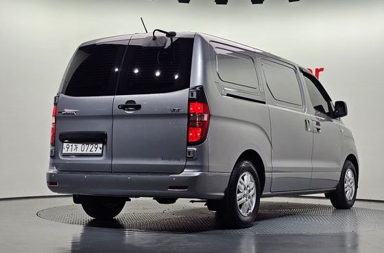 Hyundai Starex Van 3-Seater Smart — пробег 48 791 км — фото 2 из 5