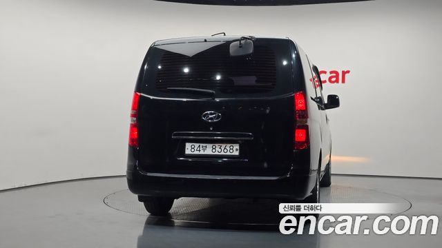 Hyundai Starex 5-Seater VAN Smart — пробег 143 949 км — фото 4 из 5