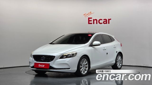Volvo V40 из Кореи Encar