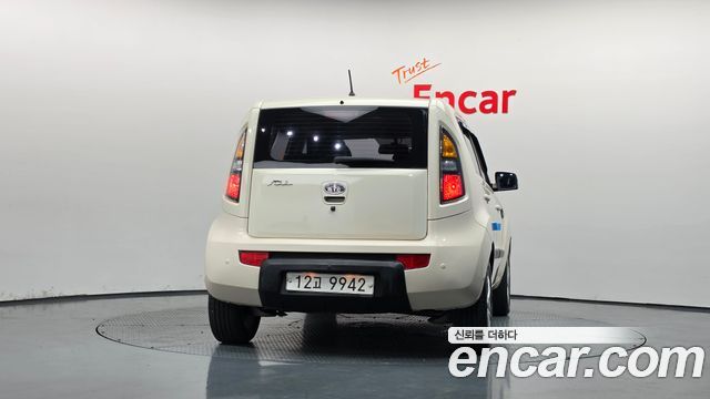 Kia Soul Gasoline 1.6 Smart — пробег 79 656 км — фото 4 из 5