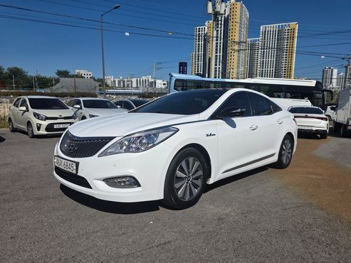 Hyundai Grandeur Premium — пробег 124 142 км — фото 1 из 5