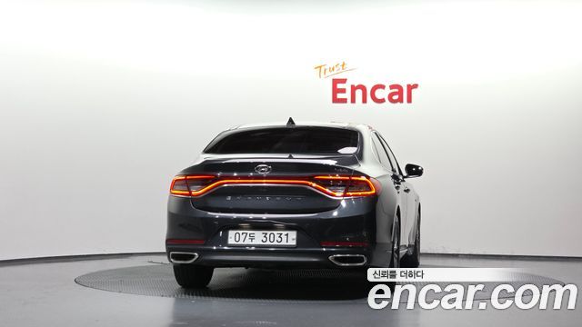 Hyundai Grandeur из Кореи Encar