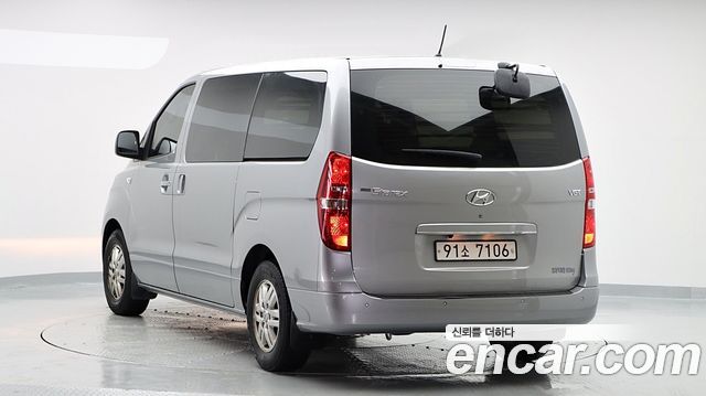 Hyundai Starex Van 3-Seater Smart — пробег 75 162 км — фото 4 из 5